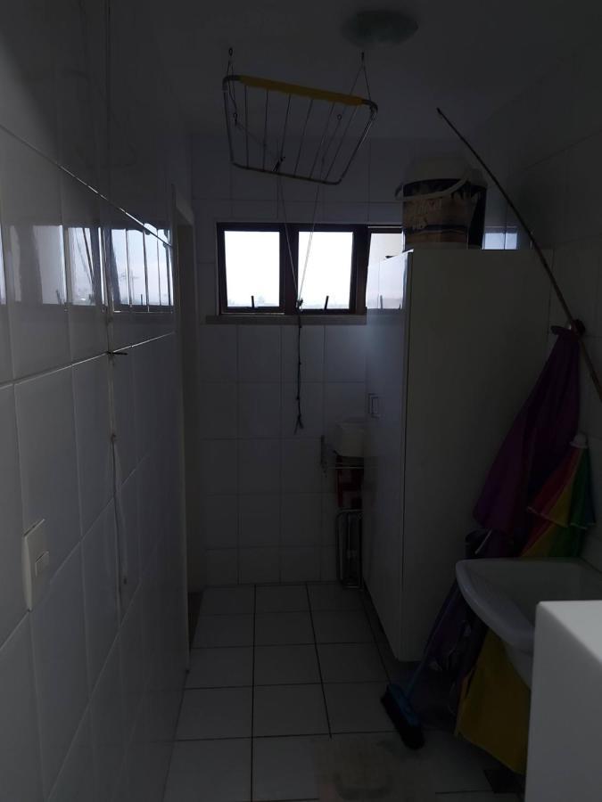 Apartamento Em Guarajuba 200M Da Praia Camacari Exterior photo